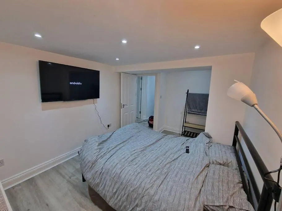 Modern Flat On Lea Bridge Road. Lejlighed London Storbritannien